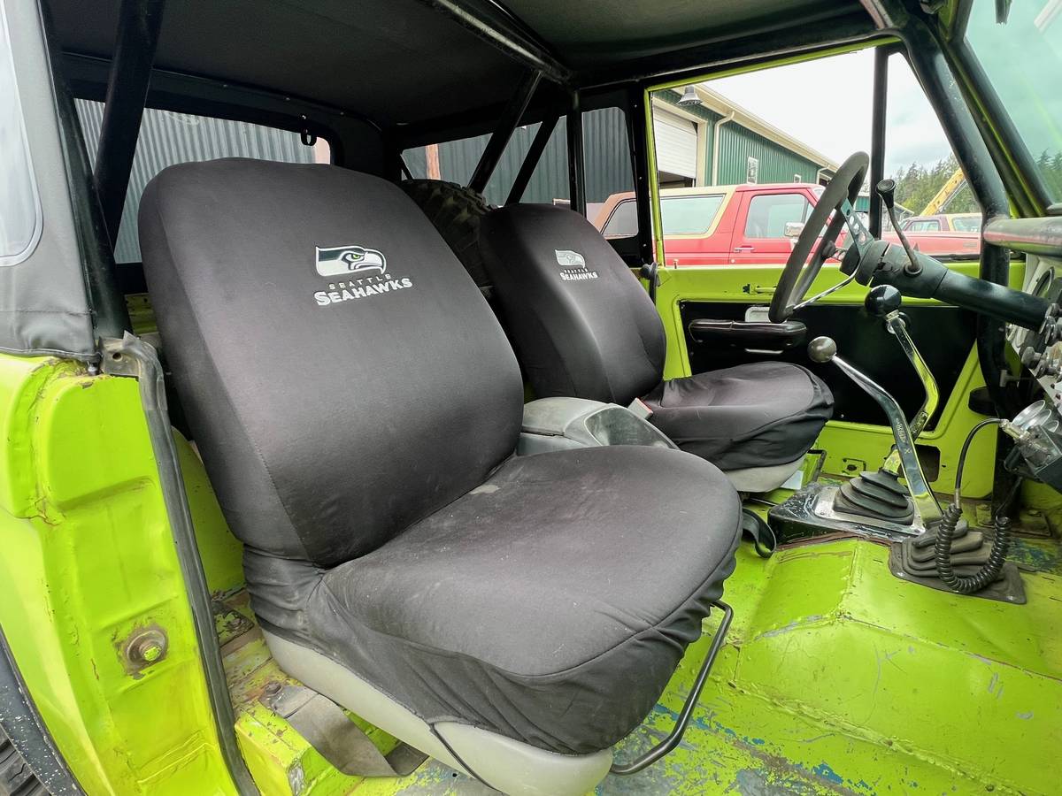 Ford-bronco-1970-green-1