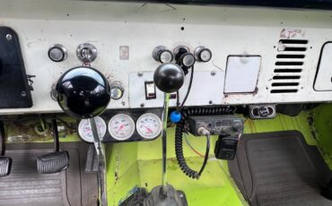 Ford-bronco-1970-green-11