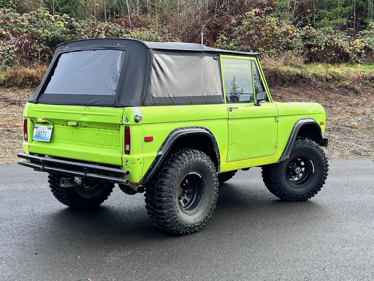 Ford-bronco-1970-green-4