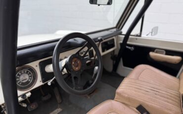 Ford-bronco-1970-white-11