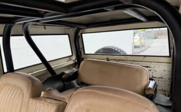 Ford-bronco-1970-white-13