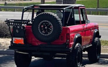 Ford-bronco-1971-red-1