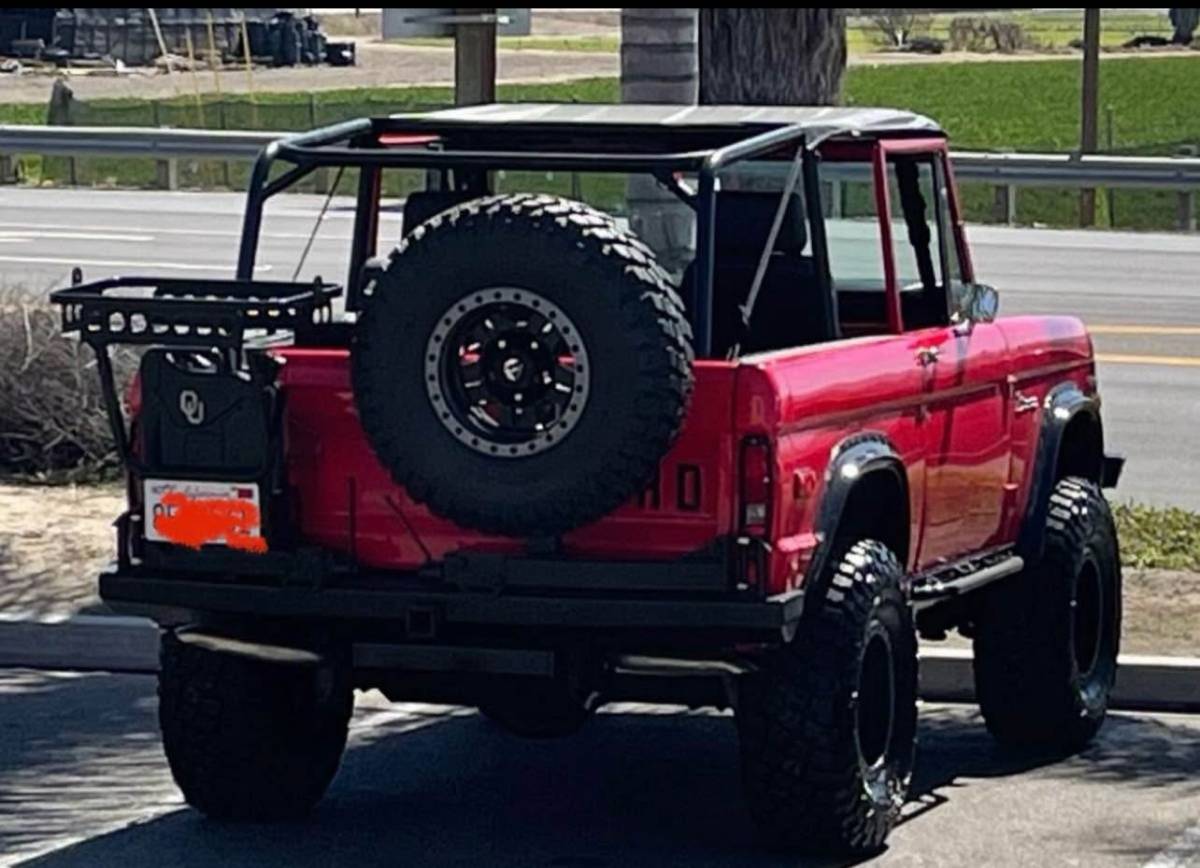 Ford-bronco-1971-red-1