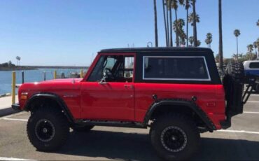 Ford-bronco-1971-red-2