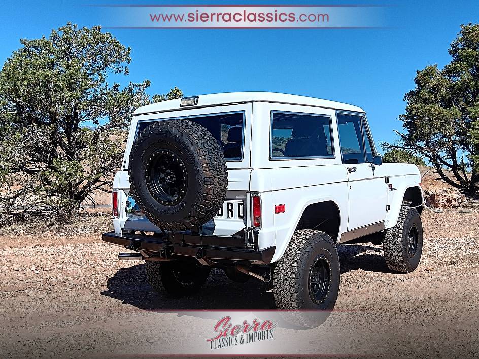 Ford-bronco-1972-8