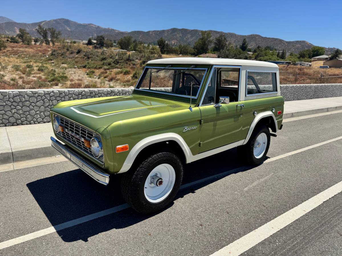 Ford-bronco-1973