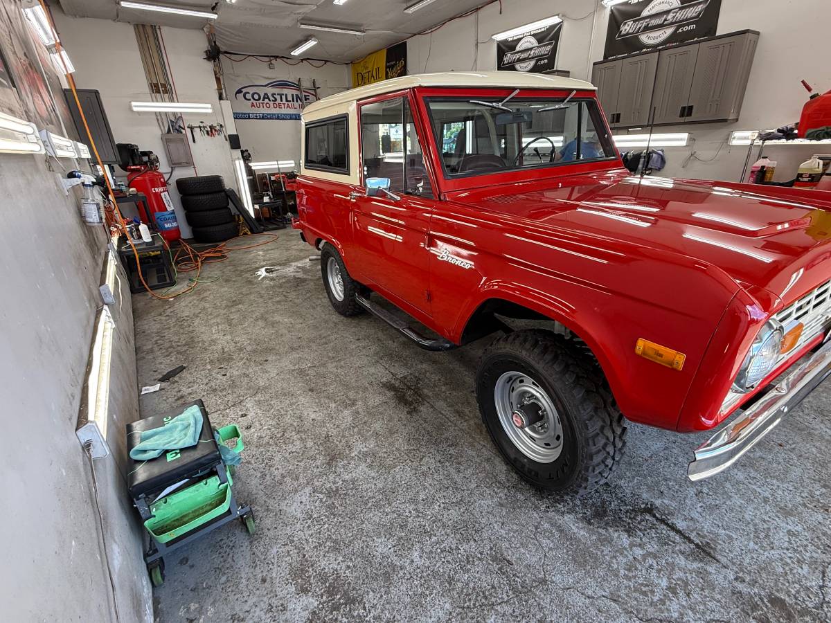 Ford-bronco-1974-red-3