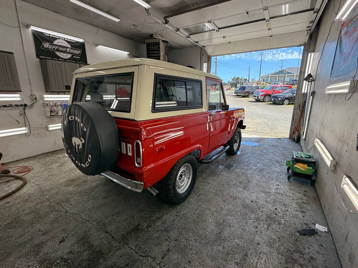Ford-bronco-1974-red-4