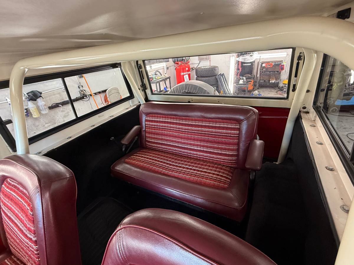 Ford-bronco-1974-red-7