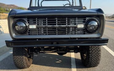 Ford-bronco-1975-1