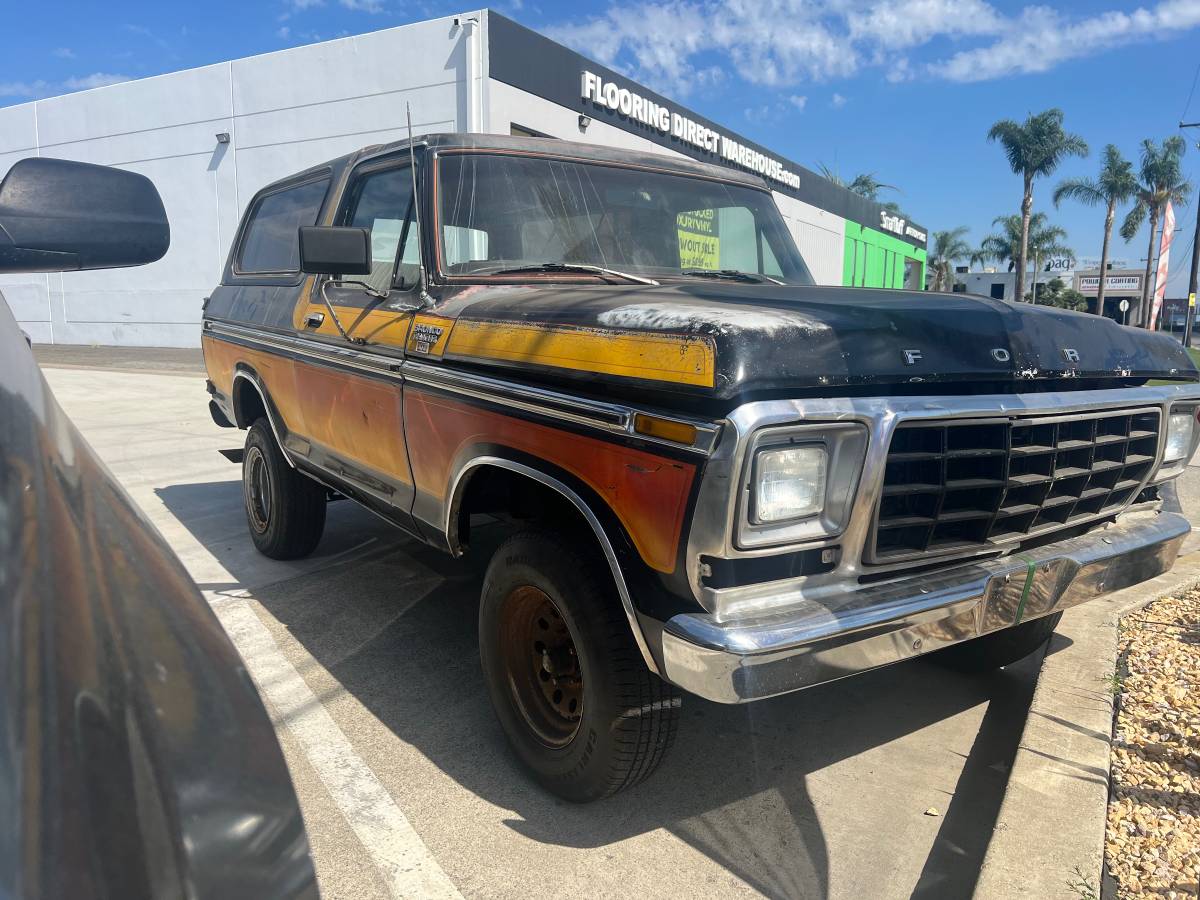 Ford-bronco-1978-11