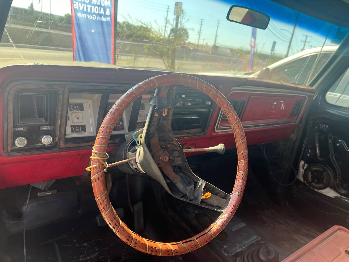 Ford-bronco-1978-4