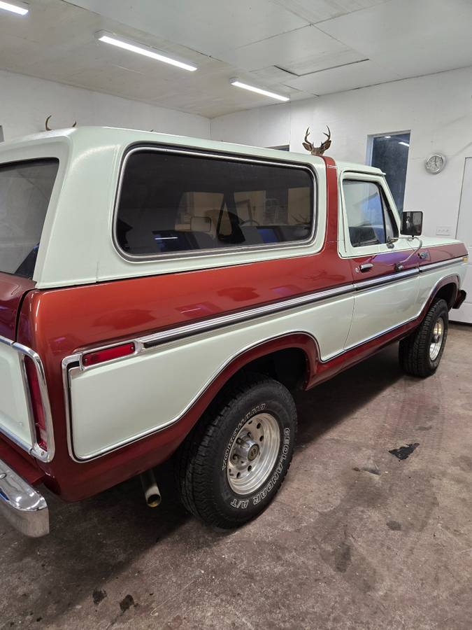 Ford-bronco-1978-red-12