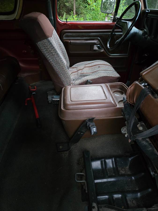 Ford-bronco-1978-red-6