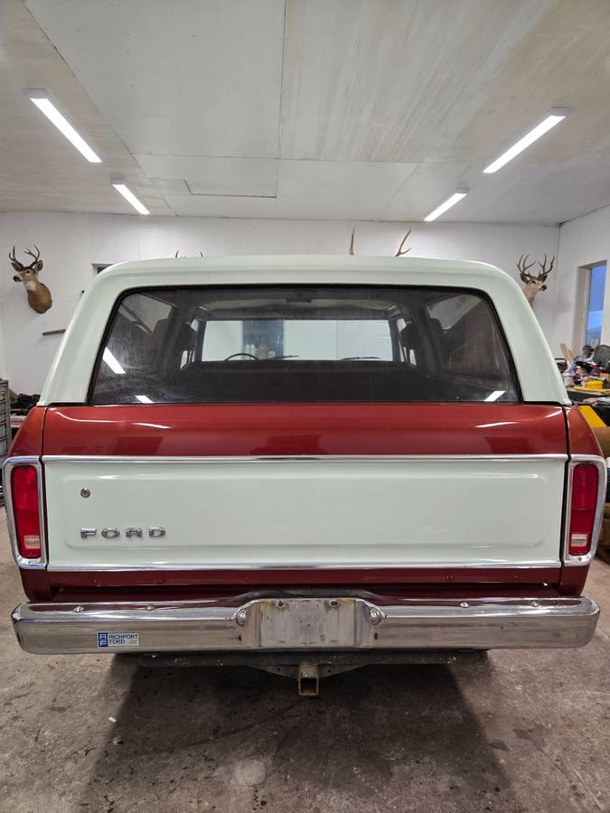 Ford-bronco-1978-red-8
