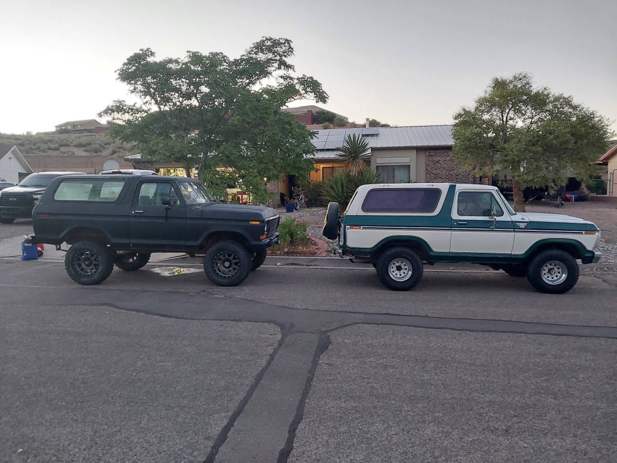 Ford-bronco-1979-3