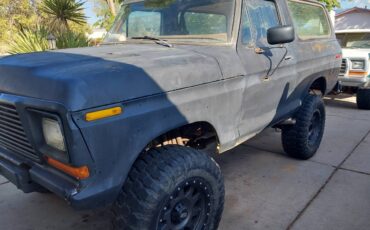 Ford-bronco-1979-5