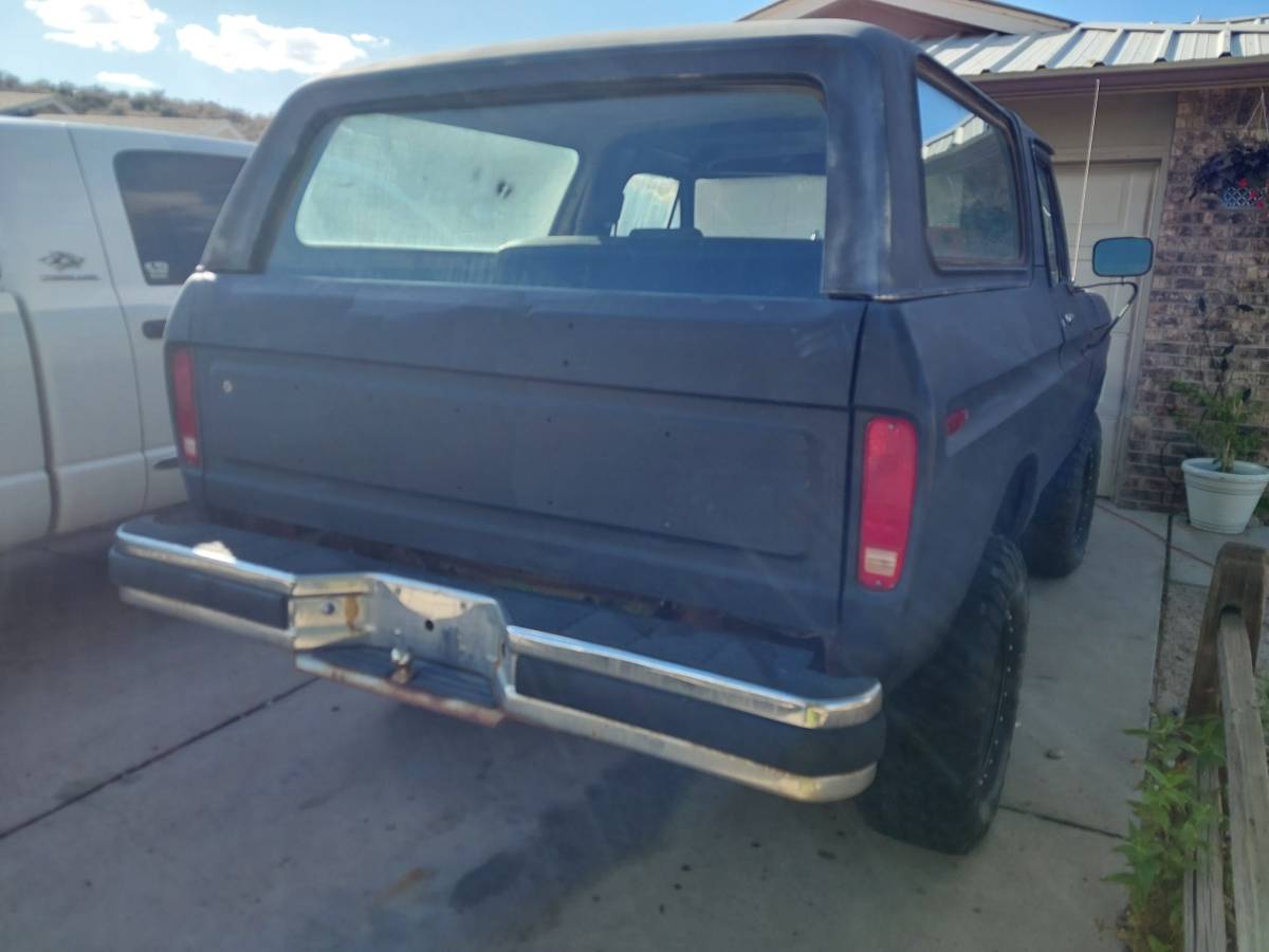 Ford-bronco-1979-9