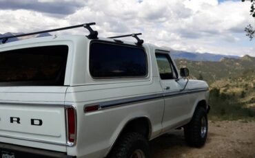 Ford-bronco-1979-black-3
