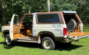 Ford-bronco-1980-brown-13