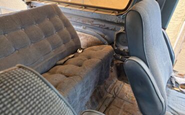 Ford-bronco-1981-grey-7