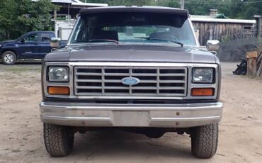 Ford-bronco-1985-grey-10