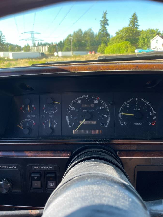 Ford-bronco-1987-black-11