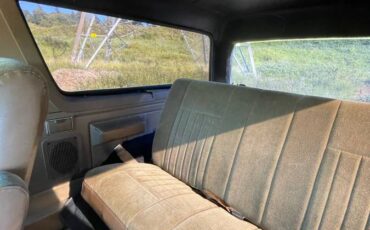 Ford-bronco-1987-black-2