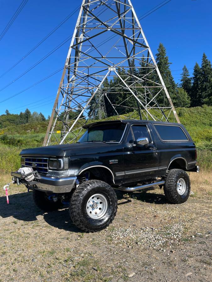 Ford-bronco-1987-black-3
