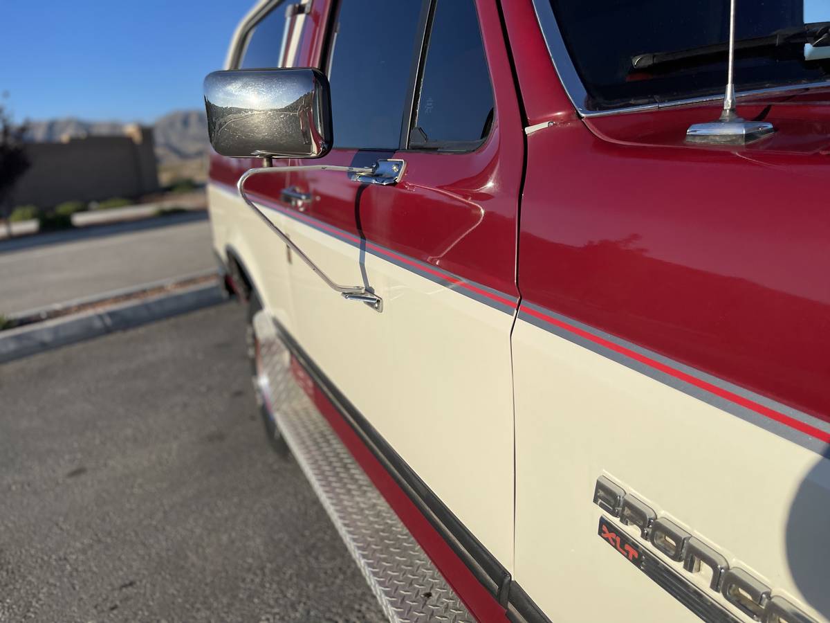 Ford-bronco-1988-8