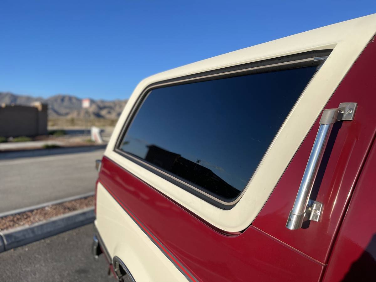 Ford-bronco-1988-9