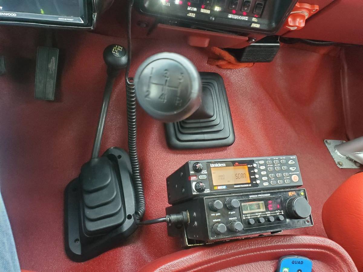 Ford-bronco-1989-123