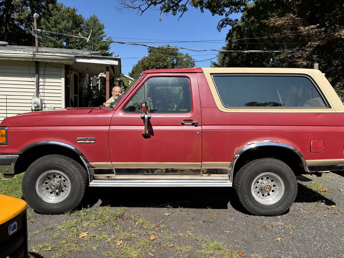 Ford-bronco-1989