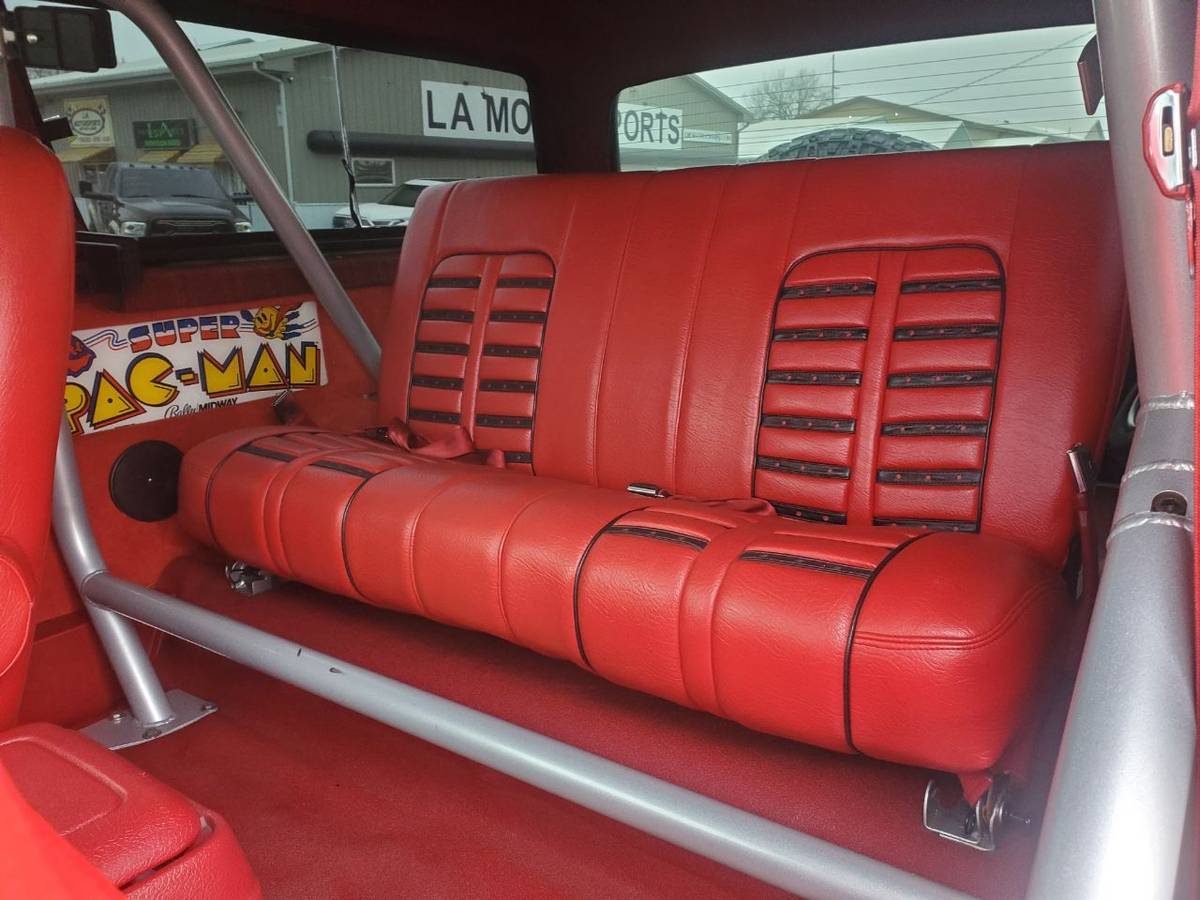 Ford-bronco-1989-212