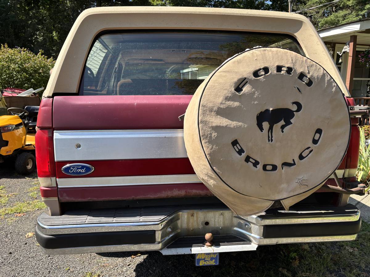 Ford-bronco-1989-3