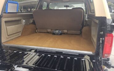 Ford-bronco-1989-black-16