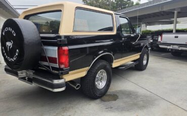 Ford-bronco-1989-black-3