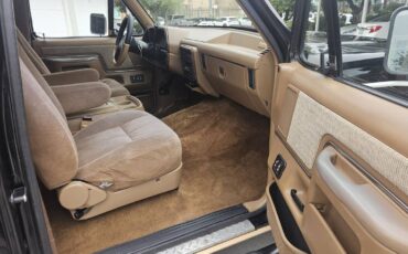 Ford-bronco-1989-black-8