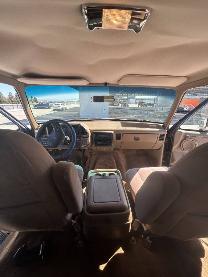 Ford-bronco-1990-blue-14