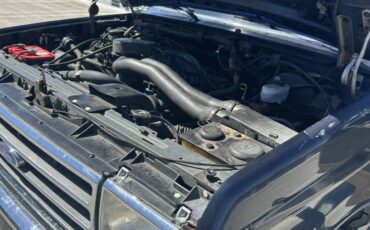 Ford-bronco-1990-blue-3