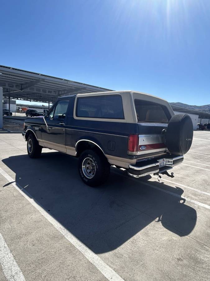 Ford-bronco-1990-blue-5