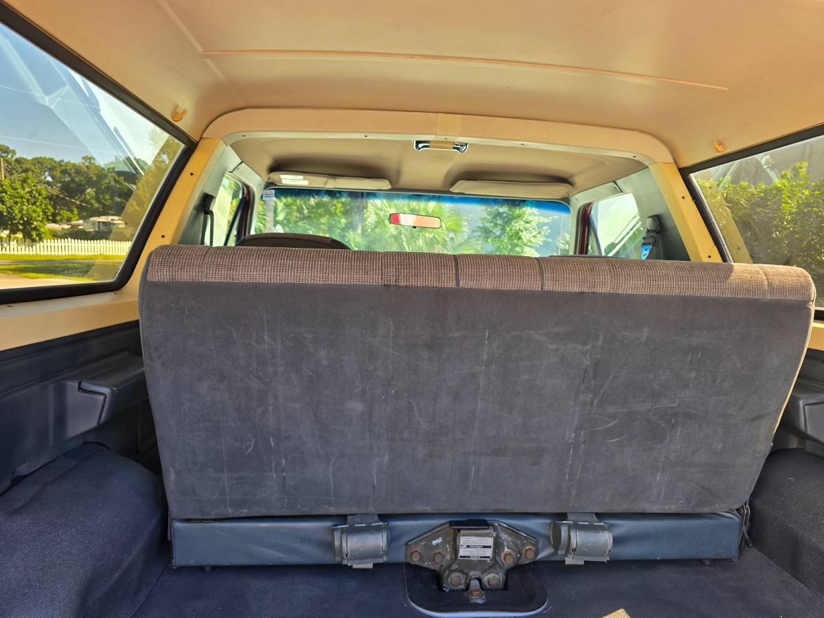 Ford-bronco-1990-red-12