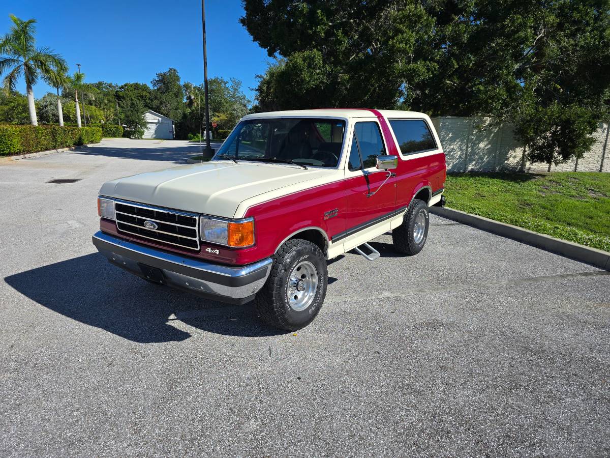 Ford-bronco-1990-red-26
