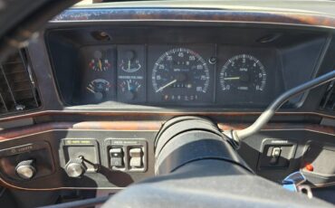 Ford-bronco-1990-red-38