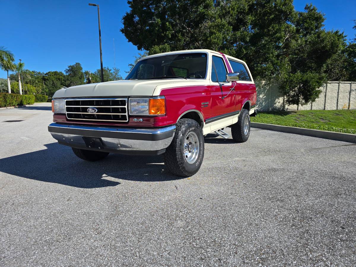 Ford-bronco-1990-red-46