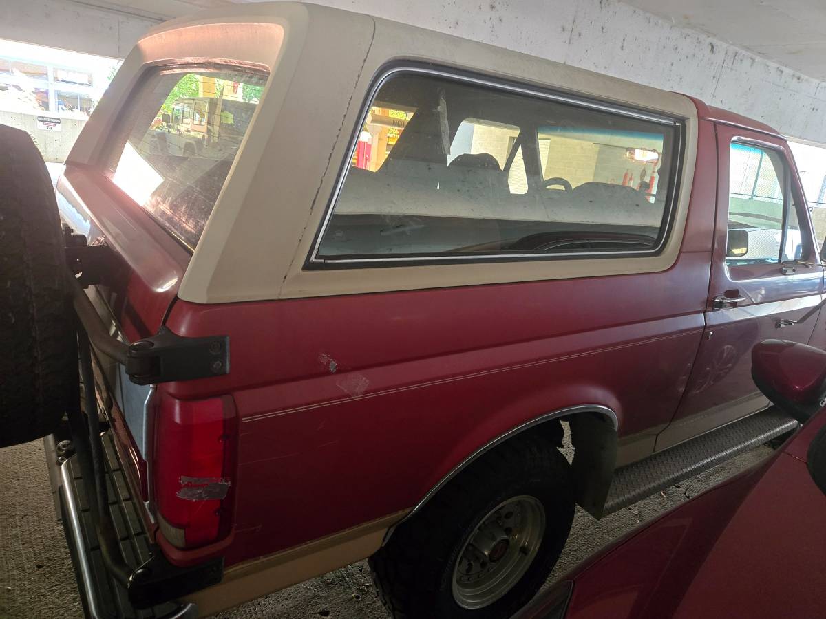 Ford-bronco-1991-red-4