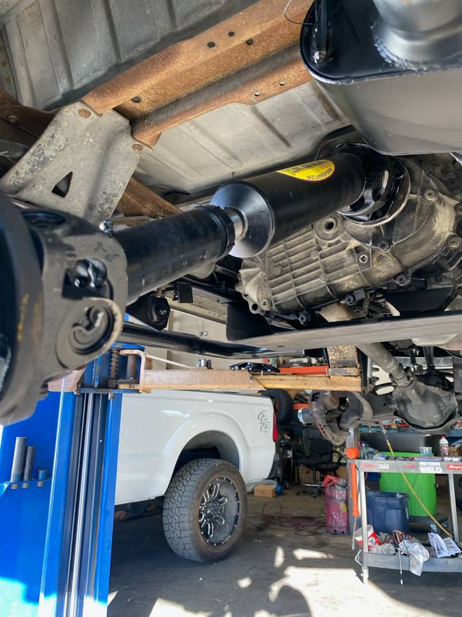 Ford-bronco-1991-white-14