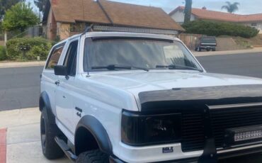Ford-bronco-1991-white-5