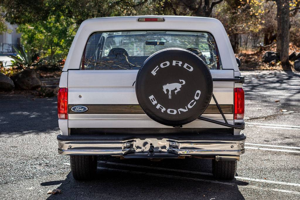 Ford-bronco-1996-12