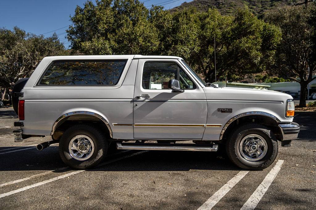 Ford-bronco-1996-2